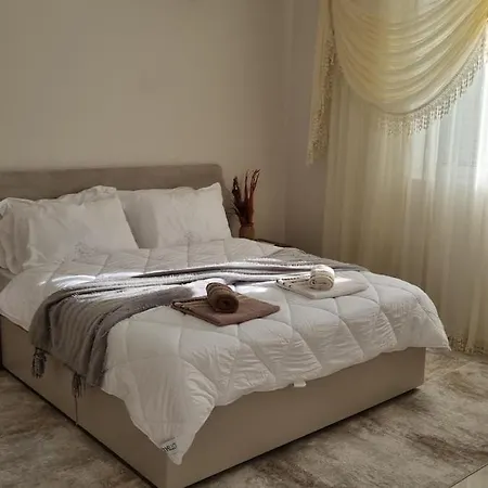 Greis Ferienhaus Maliq