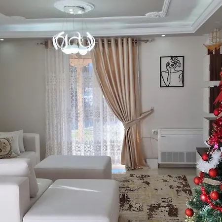 Greis Hébergement de vacances Maliq